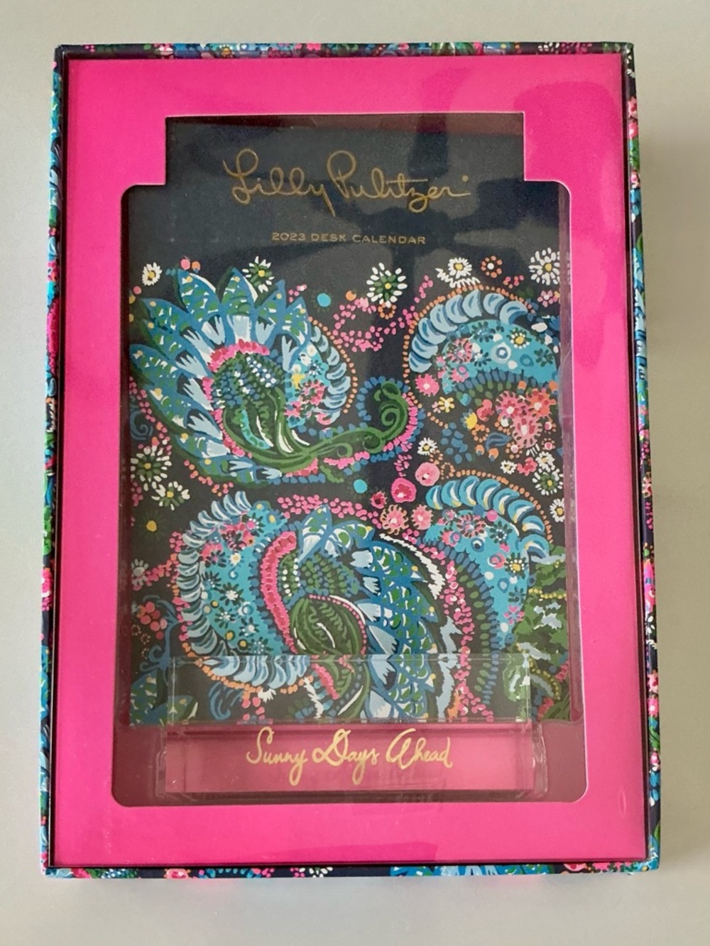 LILLY PULITZER, Take Me to the Sea,  2023 Desk Calendar with Acrylic Stand, NIB